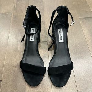 Steve Madden Irenee suede sandals.